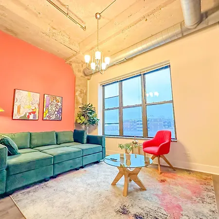 Fully Equipped 2Br Apartment In South Loop With Optional Parking And Gym Access Near Mccormick Place & Lakefront Attractions