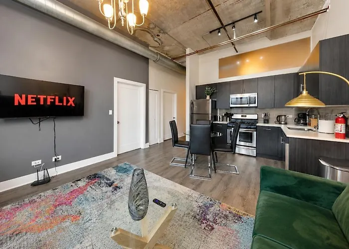 Fully Equipped 2br In South Loop With Optional Parking And Gym Access Near Mccormick Place & Lakefront Attractions * Chicago
