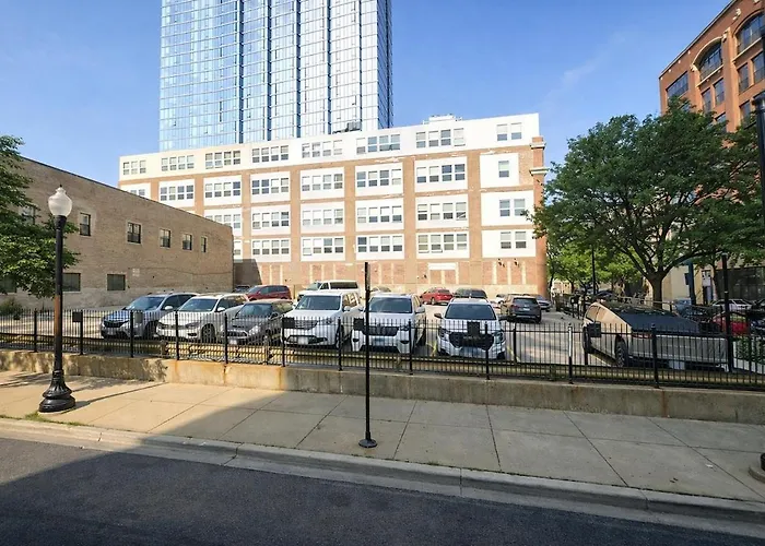 Appartement Fully Equipped 2br In South Loop With Optional Parking And Gym Access Near Mccormick Place & Lakefront Attractions *