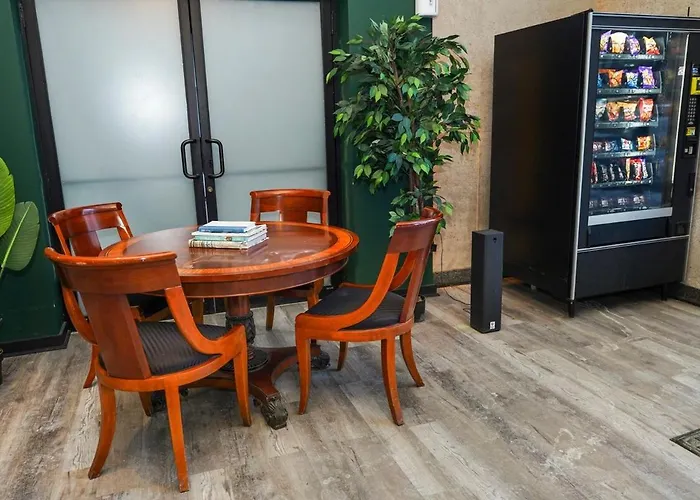 Fully Equipped 2br In South Loop With Optional Parking And Gym Access Near Mccormick Place & Lakefront Attractions * Chicago